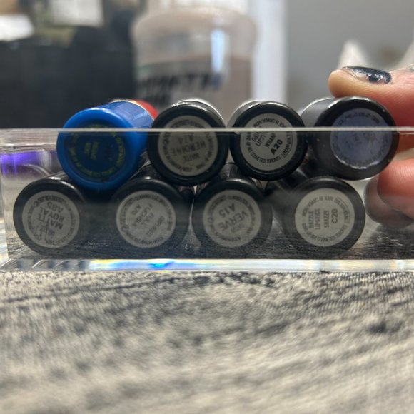 MAC Lipstick bundle - Purple - Pink Tones + Special Edition Wonder Woman - Picture 5 of 6